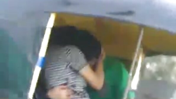 আকর্ষণীয় অশ্বারোহী বাংলা চুদাচুদির বই জানেন কিভাবে ডেমের যৌন চাহিদা মেটাতে হয়