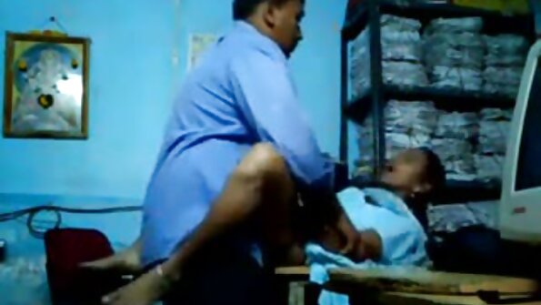 একটি সেক্সি স্বর্ণকেশী বাংলা চুদা চুদি গান যে একটি বড় গাধা আছে সত্যিই কঠিন পেয়ে যাচ্ছে